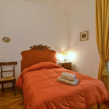 Apartment Lovely In With Kitchen Arezzo